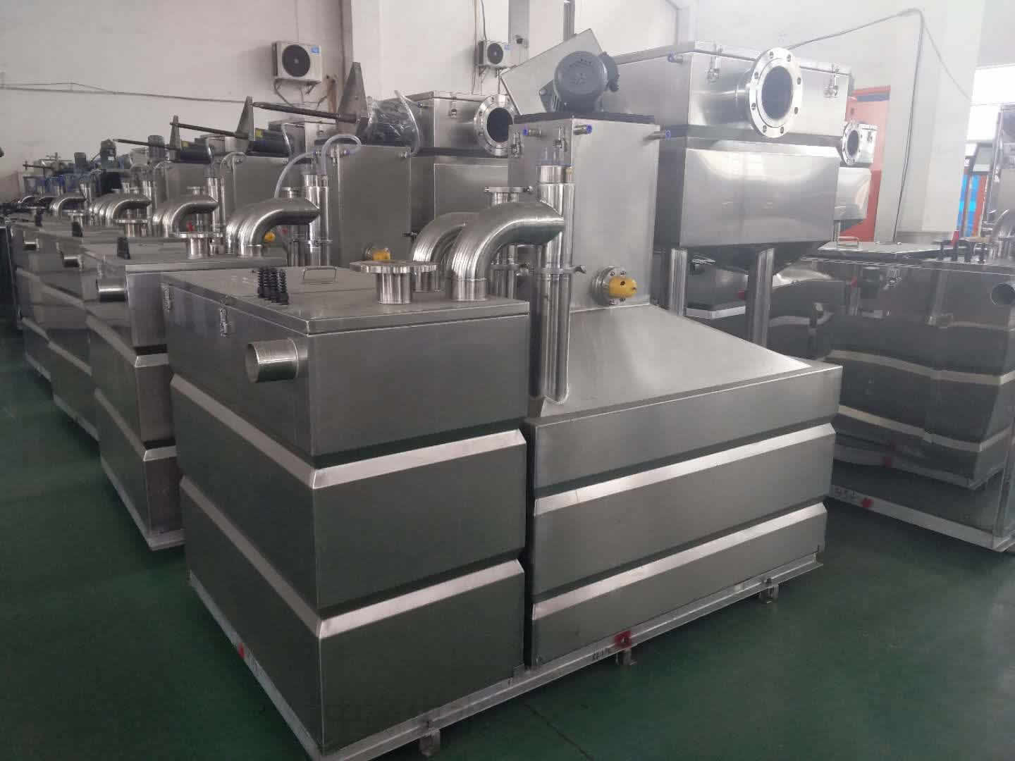 全自動隔油提升一體化設備是怎么將油污水分離出來的？